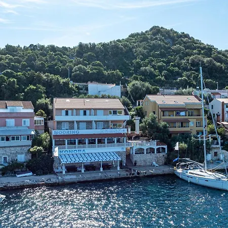Zaklopatica 8342b Lastovo